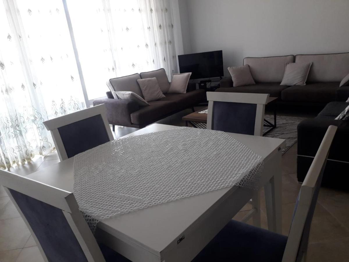 Center-Sea View Apartament,Sarandë エクステリア 写真
