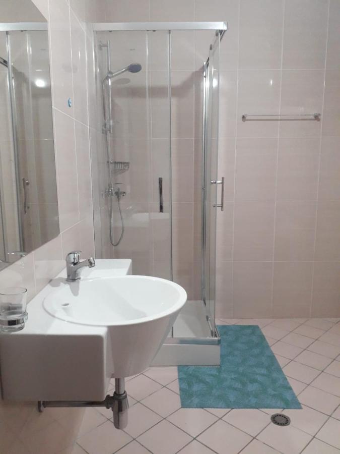 Center-Sea View Apartament,Sarandë エクステリア 写真
