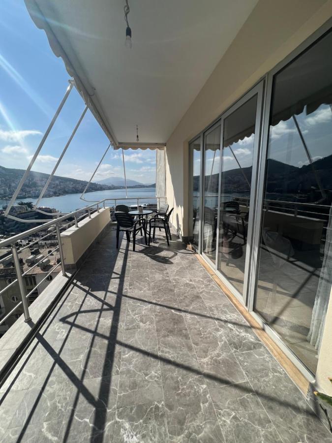 Center-Sea View Apartament,Sarandë エクステリア 写真